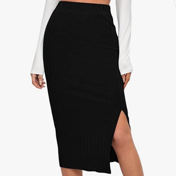 Dresses & Skirts - NWT Slit Ribbed Bodycon Skirt